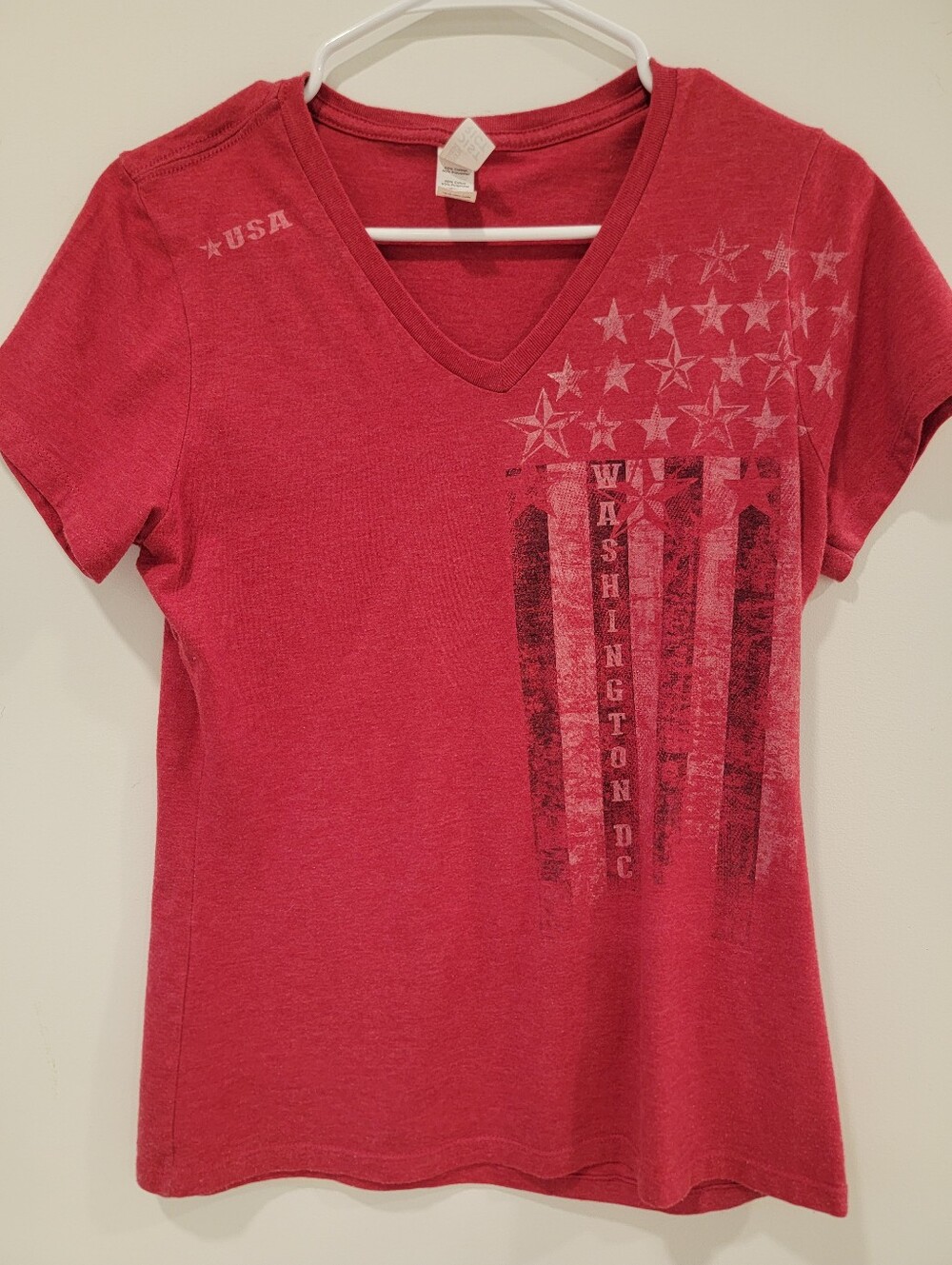 District Red V-neck Tee with Washington DC American Flag Medium